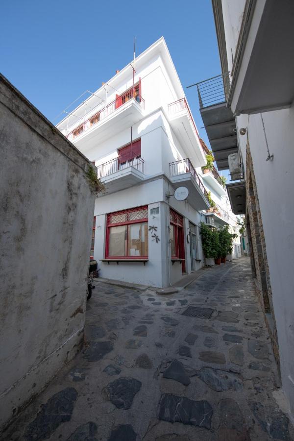 Lovely One-Bedroom Flat In Skopelos Экстерьер фото